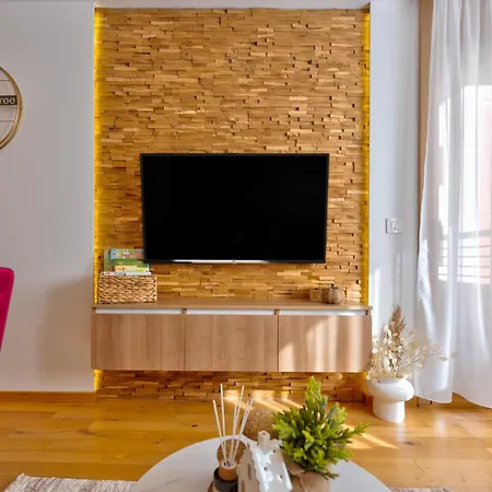 Apartamento Pino Doro Onore *