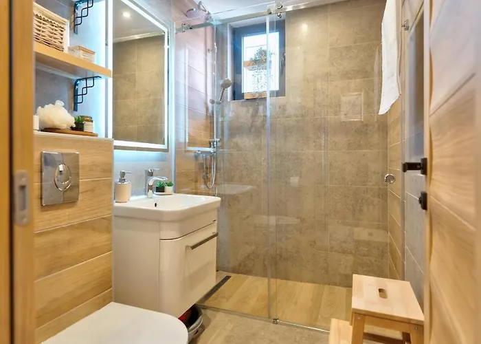 Pino Doro Onore 아파트 *